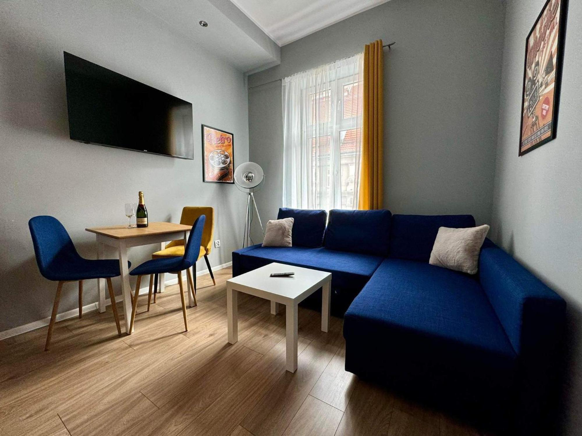 Apartament Filmowy Валбжих Екстериор снимка